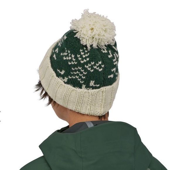 Brand New Patagonia Women's Snowbelle Beanie Wool Pom Hat Evergreen Flakes Green - Picture 16 of 16
